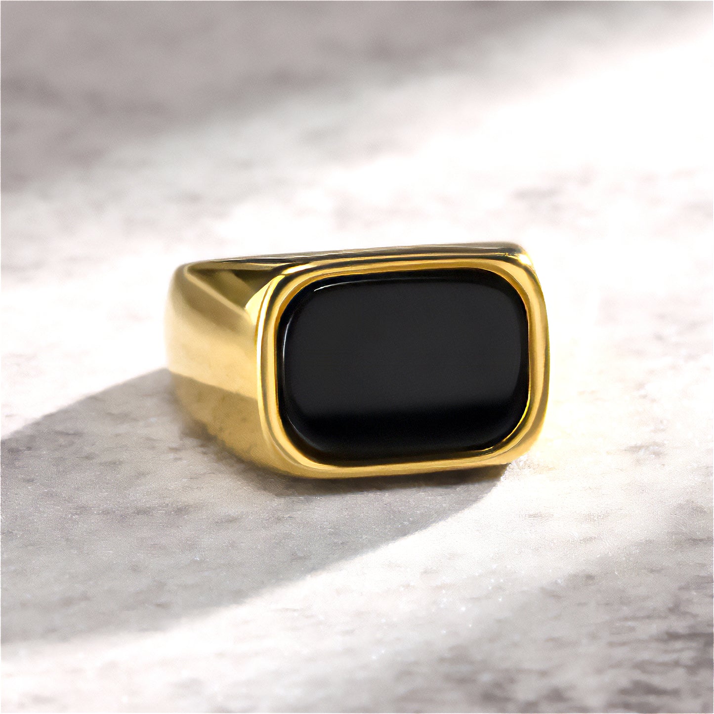 Gold Plated Stainless Steel Rings for Men with Black Glass , Anillos Para Hombre