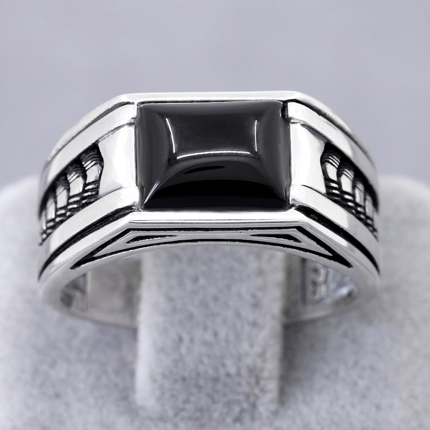 Chimoda Arrow Pattern Sterling Silver Ring for Men Onyx Stone
