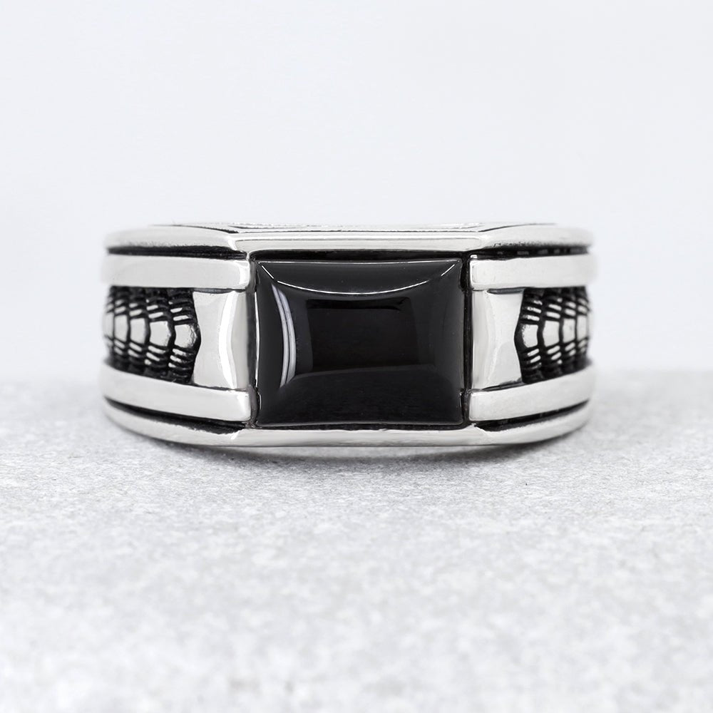 Chimoda Sterling Silver Rings for Men with Arrow Pattern and Onyx Stone - Chimoda