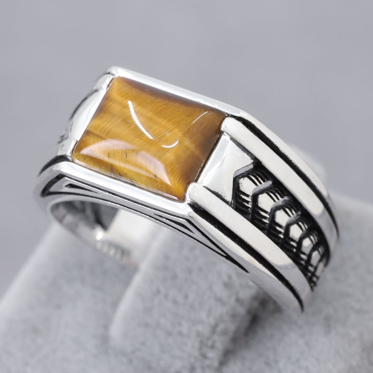 Chimoda Sterling Silver Rings for Men with Arrow Pattern and Tiger Eye Stone - Chimoda